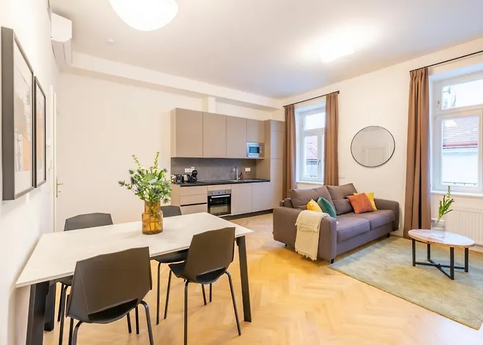 Petrin Tower 4*