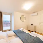 Petrin Tower Aparthotel 4*