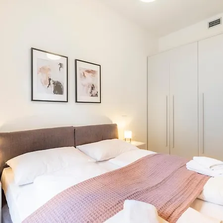 Petrin Tower Apartmanhotel