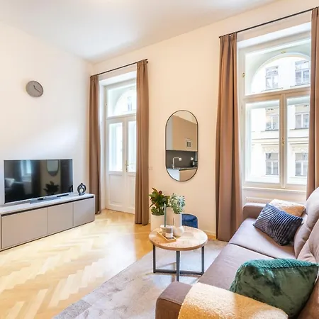 Hotel apartamentowy Petrin Tower Praga