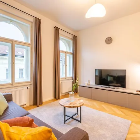 Aparthotel Petrin Tower Prague